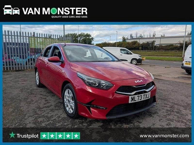Red Used 2023 Kia Ceed Hatchback | £14,987 (Good price) - Image 1/4