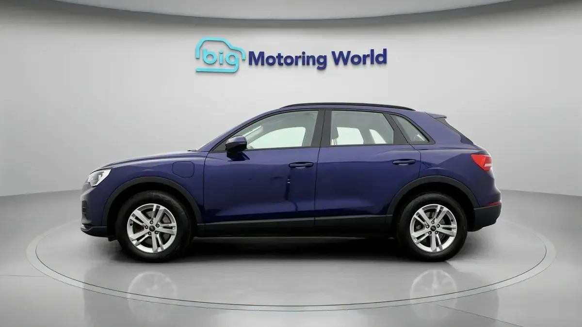 Used Audi Q3 Premium 241 HP (177 kW) 2023 SUV