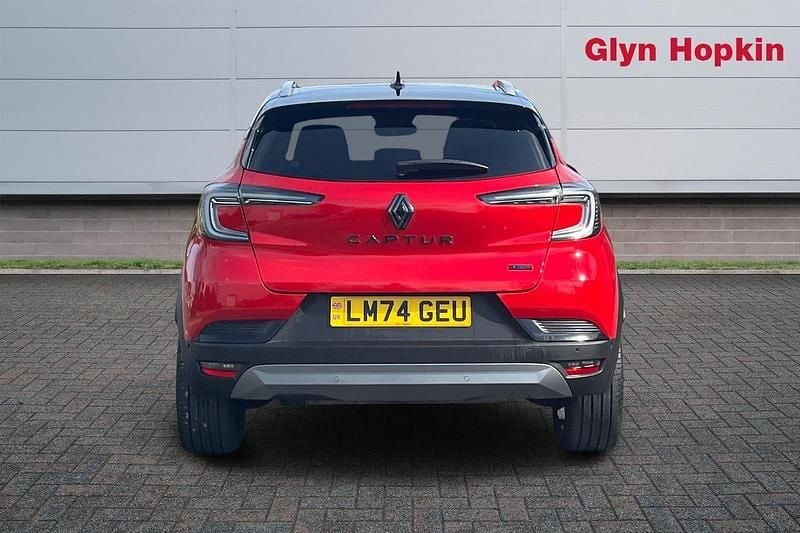Used Renault Captur Esprit Alpine 143 HP (105 kW) 2024 Red/black SUV