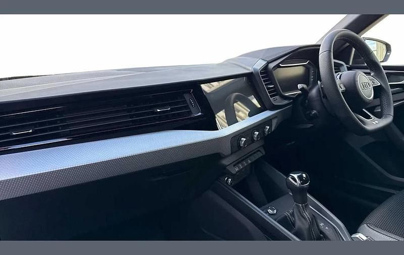 Used Audi A1 Black Edition 113 HP (83 kW) 2026 Blue SUV