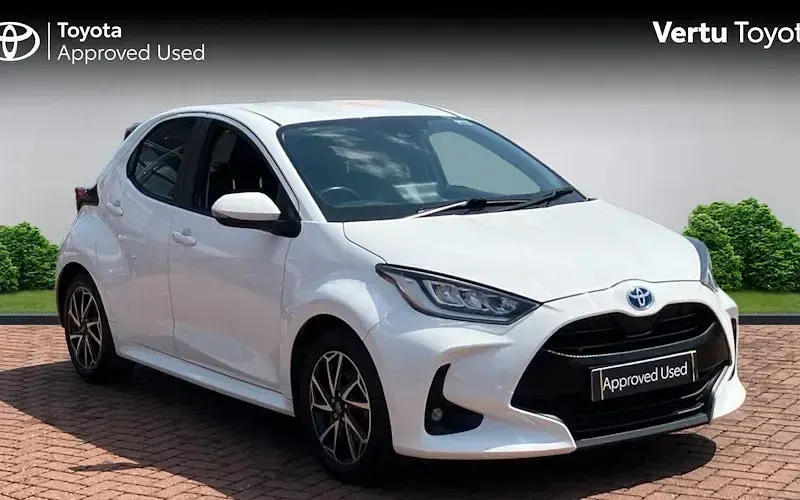 Used Toyota Yaris Design 116 HP (85 kW) 2022 Hatchback
