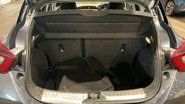 Begagnad Nissan Micra Acenta 71 HK (52 kW) 2018 Grå Halvkombi