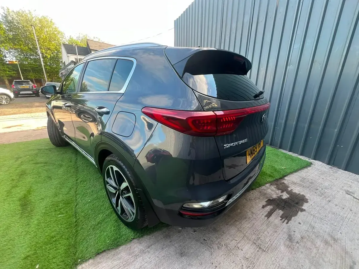 Used Kia Sportage 134 HP (98 kW) 2019 Grey SUV
