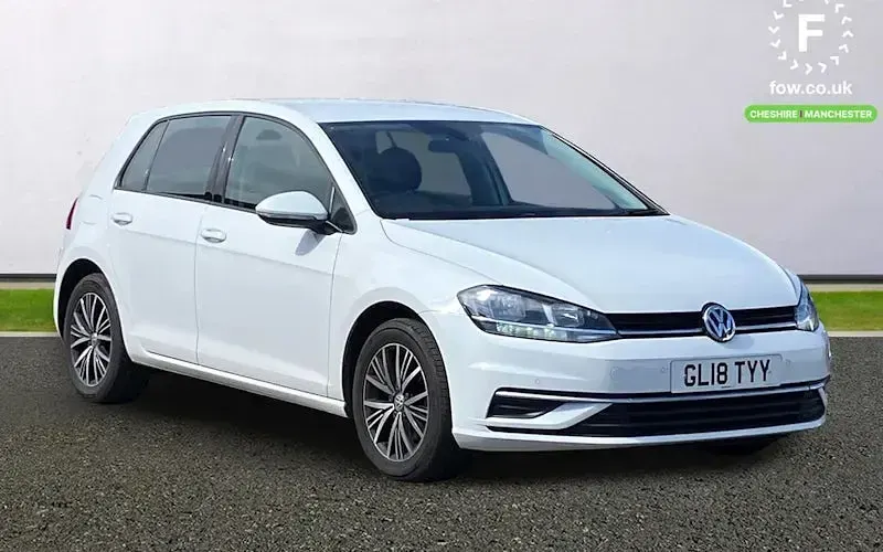 Used VW Golf VII SE 125 HP (91 kW) 2018 Hatchback