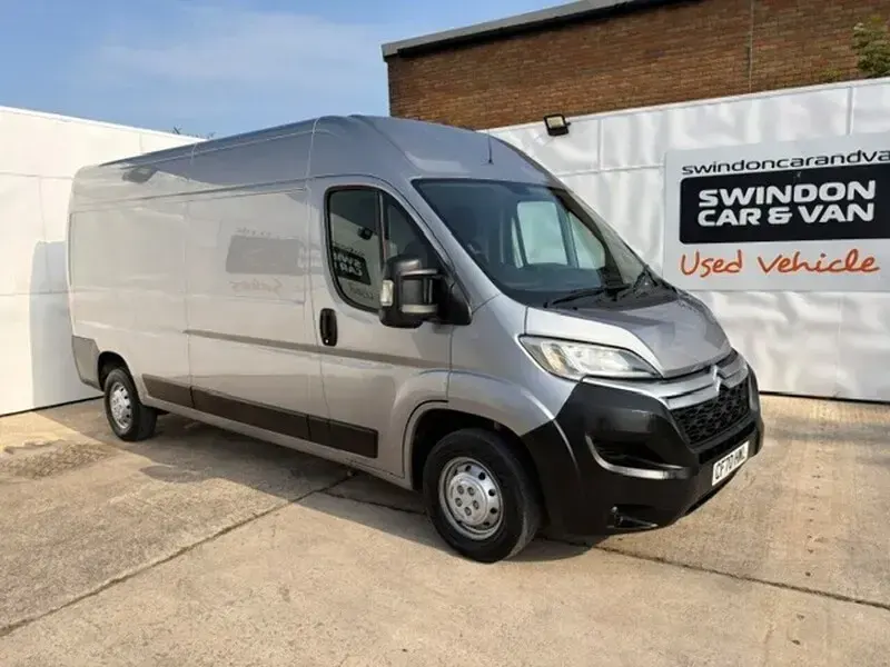 Used Citroën Relay 140 HP (102 kW) 2021 Grey Van