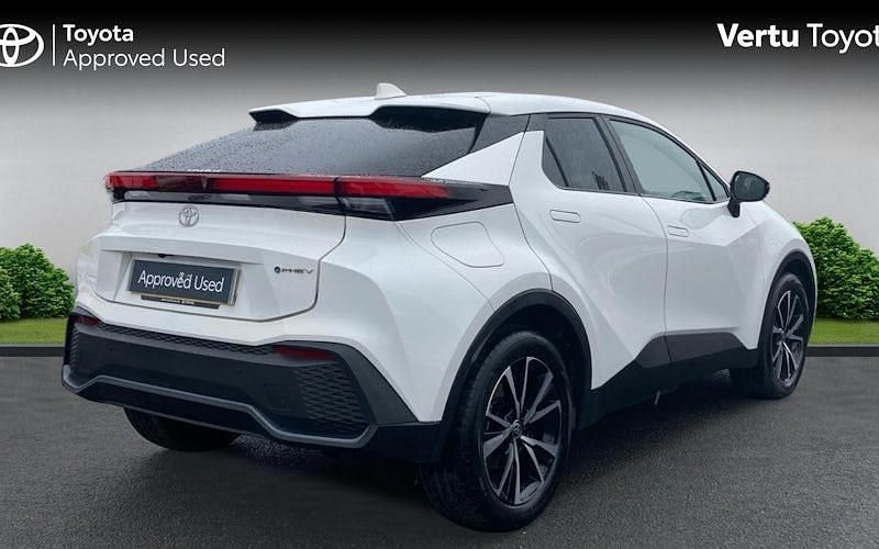 Used Toyota C-HR Design 223 HP (164 kW) 2026 SUV