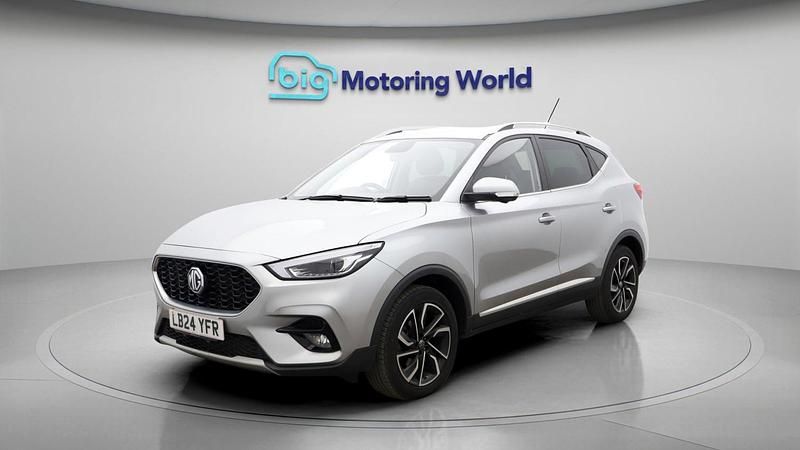 Used MG ZS Exclusive 2024 Silver Hatchback