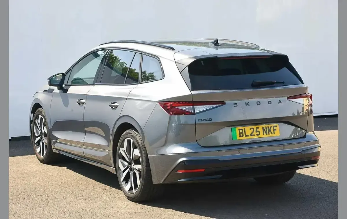 Used Skoda Enyaq iV SportLine 210 kW (286 HP) 2025 Graphite grey metallic SUV