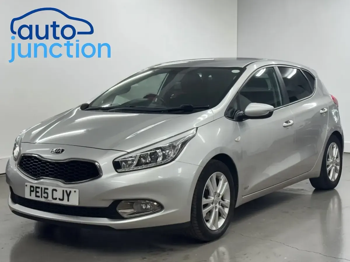 Used Kia Ceed 2015 Silver Hatchback
