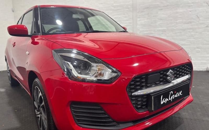Used 2021 Suzuki Swift SZ-L Hatchback | £11,999 (Fair price) - Image 1/4