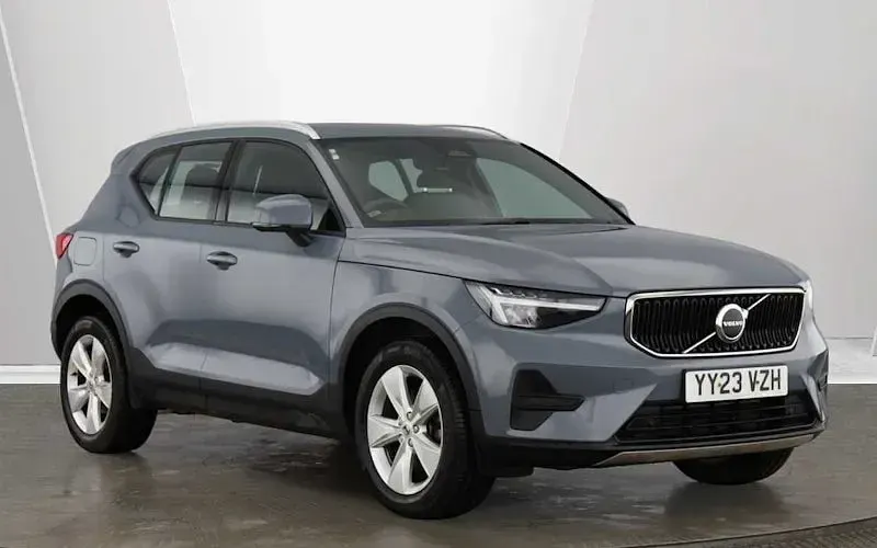 Used Volvo XC40 Core 163 HP (119 kW) 2023 SUV