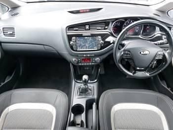 Używany Kia Ceed 2017 Biały Hatchback