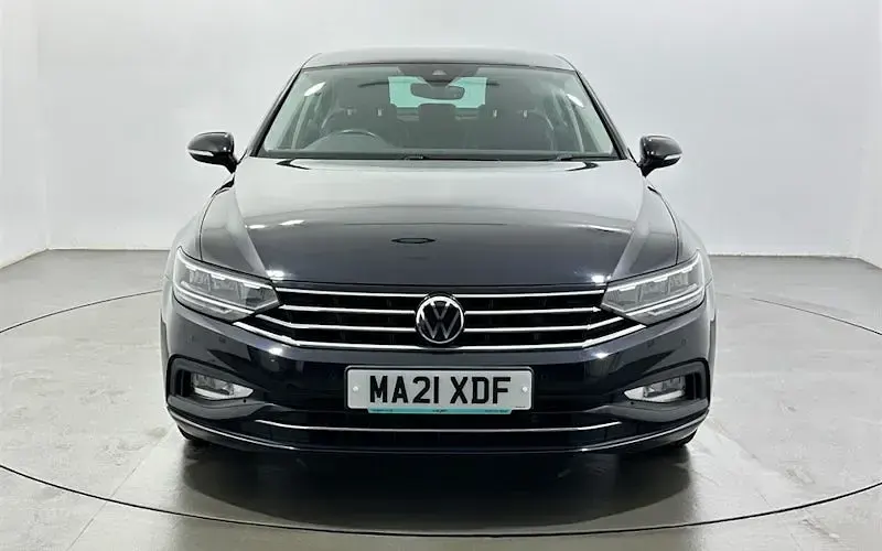 Begagnad VW Passat SEL 150 HK (110 kW) 2021 Svart Sedan