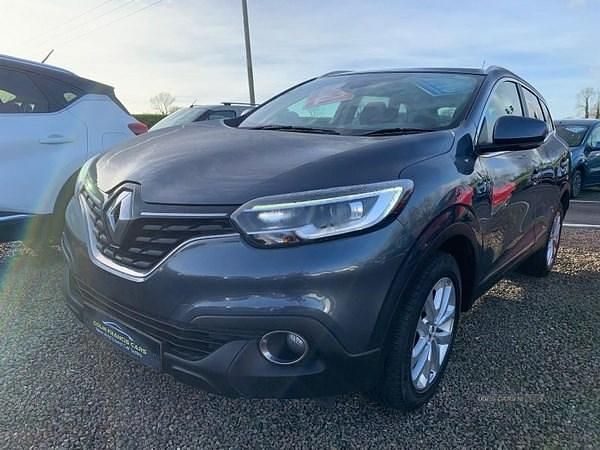 Grey Used 2018 Renault Kadjar Dynamique SUV | £9,950 (Expensive) - Image 1/4