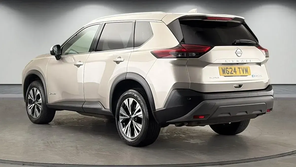 Used Nissan X-Trail N-Connecta 213 HP (156 kW) 2023 Silver m SUV