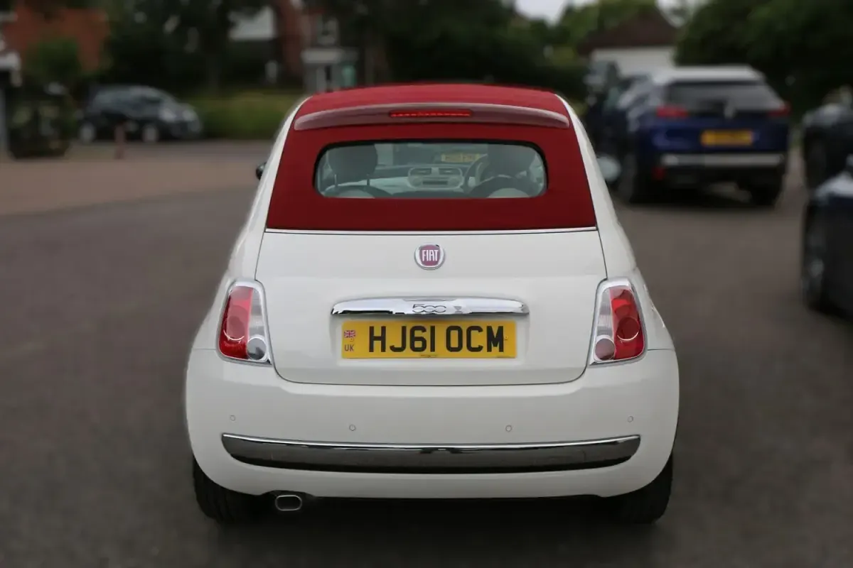 Used Fiat 500 Lounge 69 HP (50 kW) 2011 White Cabriolet