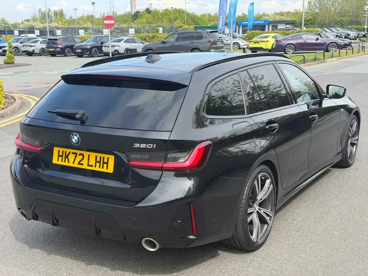 Used BMW 320 M Sport 181 HP (133 kW) 2022 Black Estate