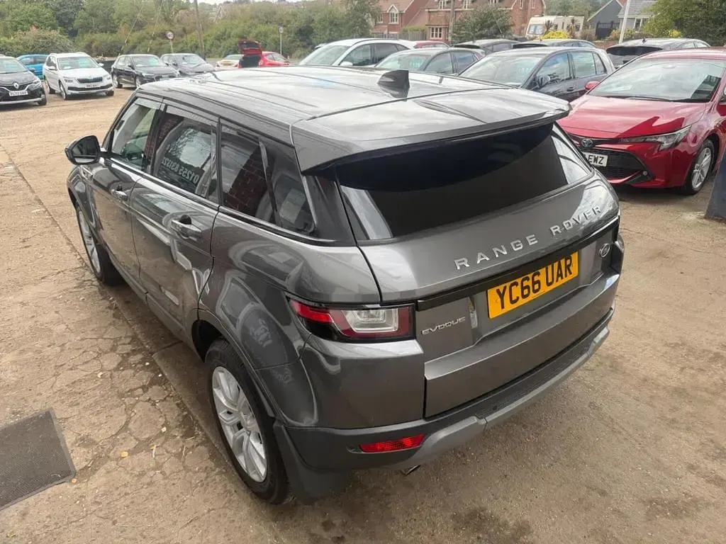 Used Land Rover Range Rover evoque SE 2016 Grey SUV