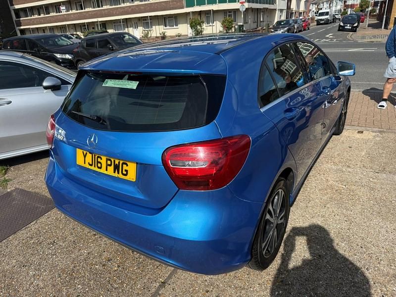 Used Mercedes A160 SE 2016 Blue Hatchback