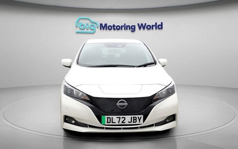 Used Nissan Leaf N-Connecta 110 kW (150 HP) 2025 Hatchback