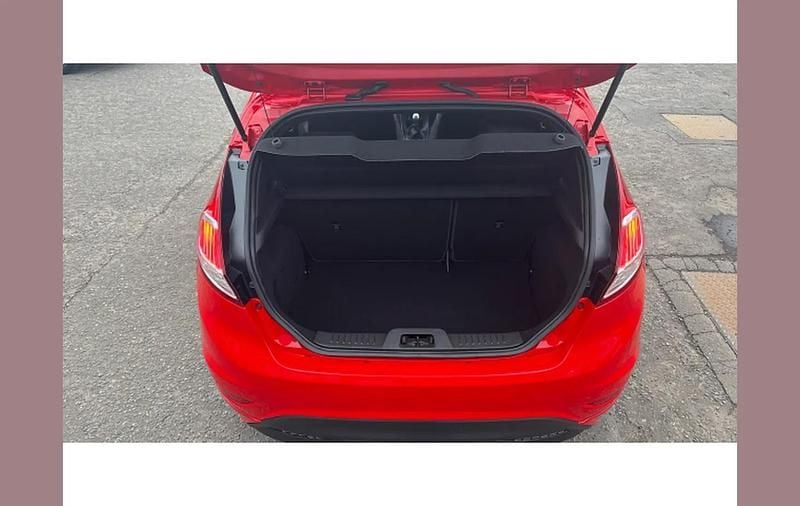Used Ford Fiesta ST-Line 101 HP (74 kW) 2017 Red Hatchback