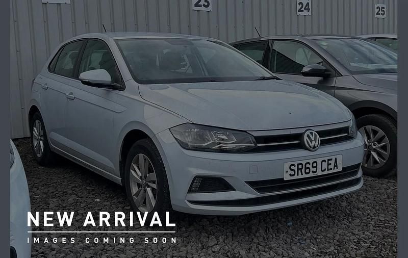 Used VW Polo SE 80 HP (58 kW) 2020 Silver Hatchback
