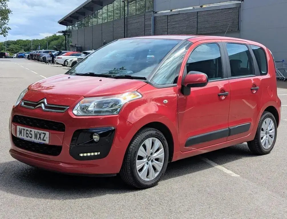Used Citroën C3 Picasso VTR Sport 2015 Red MPV