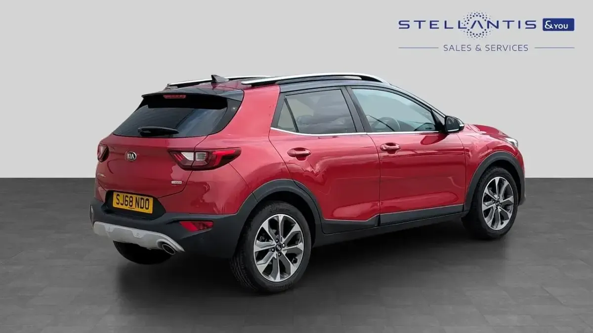 Used Kia Stonic First Edition 118 HP (86 kW) 2018 Red SUV