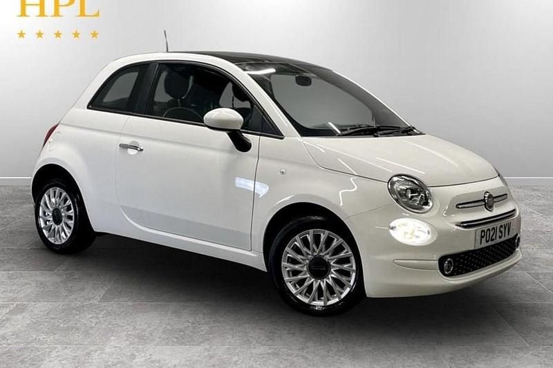 Used Fiat 500 Lounge 70 HP (51 kW) 2021 White Hatchback