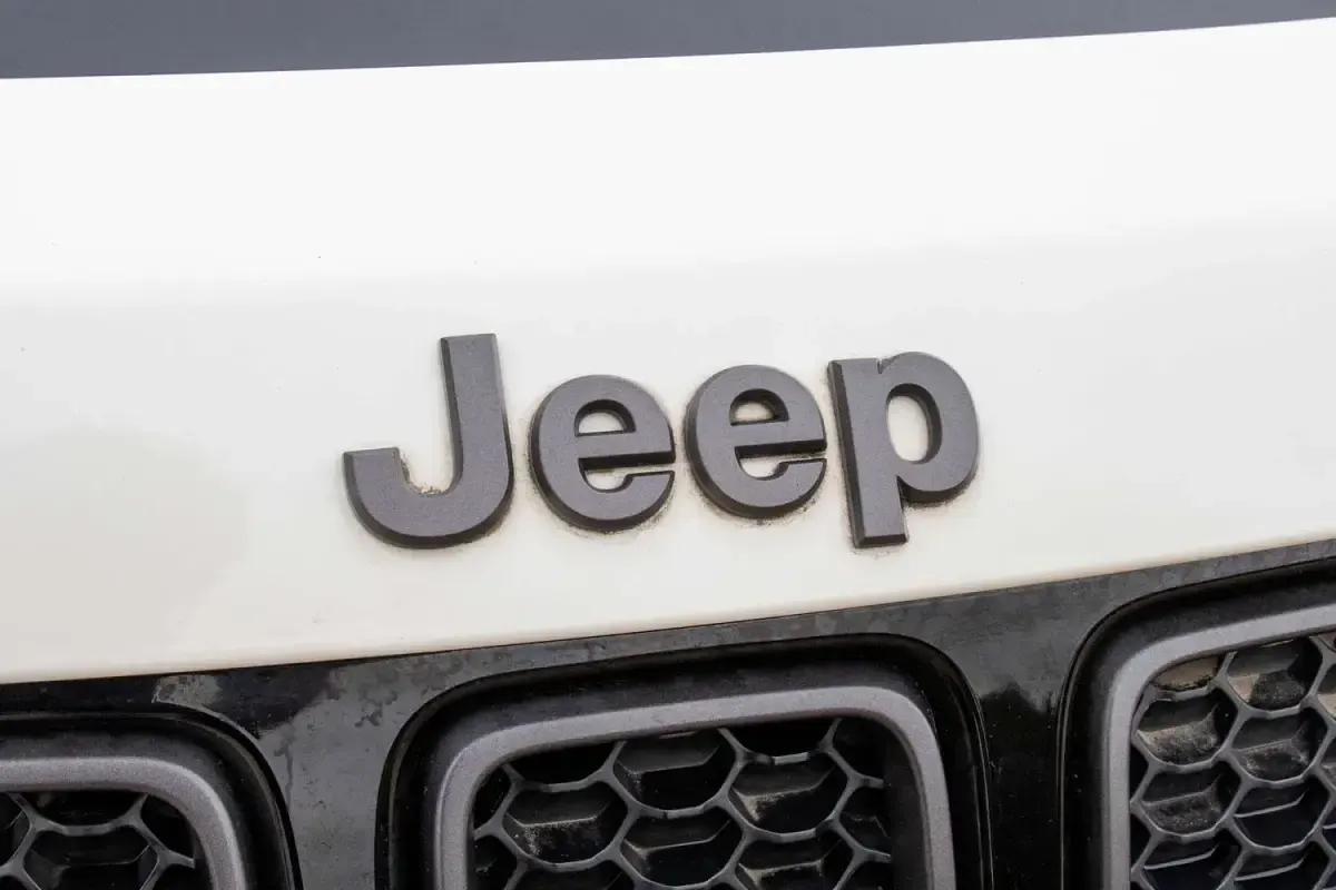 Used Jeep Compass Trailhawk 170 HP (125 kW) 2020 White SUV