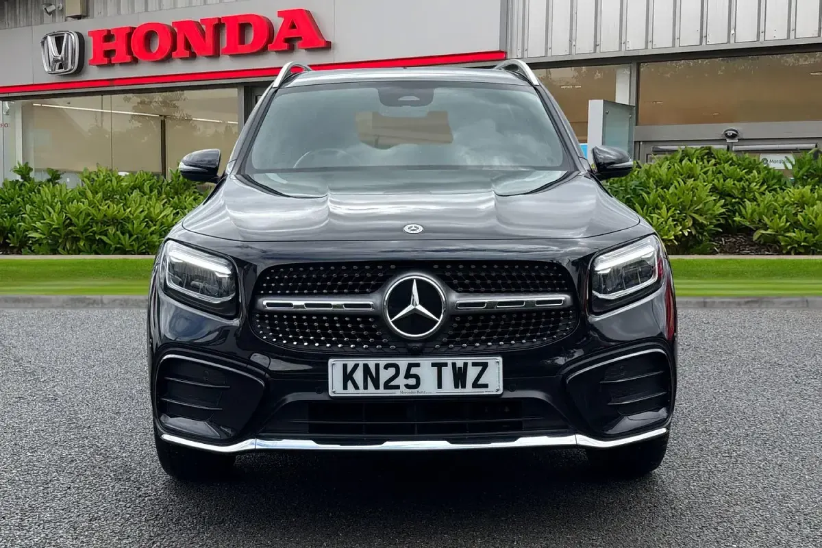 Used Mercedes GLB200 AMG Line Premium 163 HP (119 kW) 2025 Black SUV