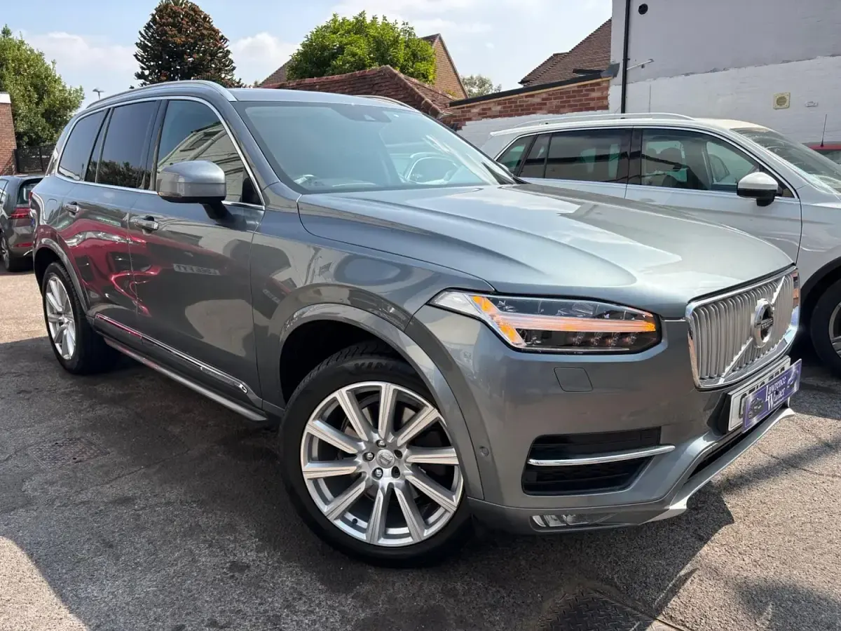 Used Volvo XC90 Inscription 235 HP (172 kW) 2018 Grey SUV