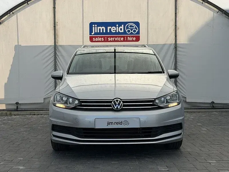 Used VW Touran Family 150 HP (110 kW) 2022 Silver MPV