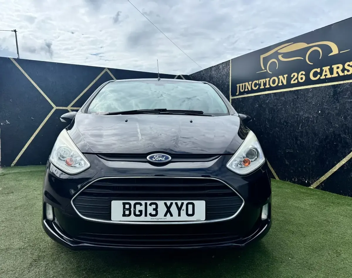 Used Ford B-MAX Zetec 100 HP (73 kW) 2013 Black MPV