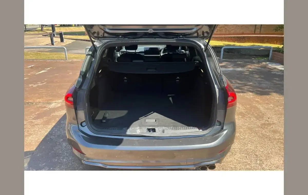 Used Ford Focus ST-Line 123 HP (90 kW) 2023 Grey Estate