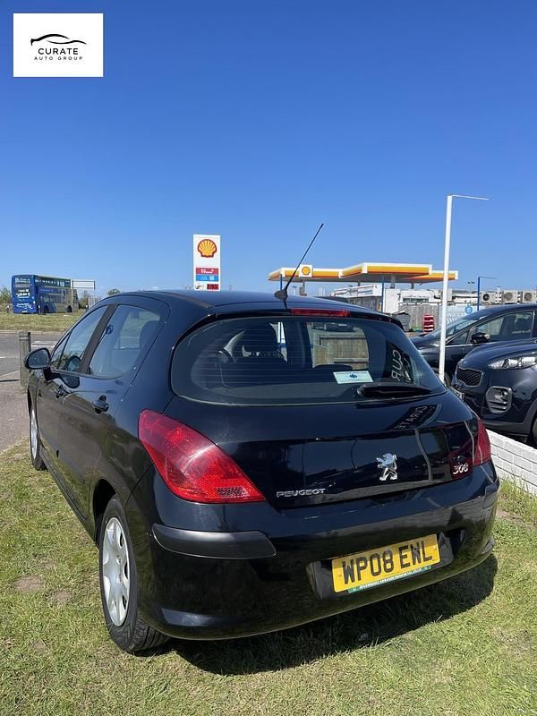 Używany Peugeot 308 S 90 KM (66 kW) 2008 Czarny Hatchback