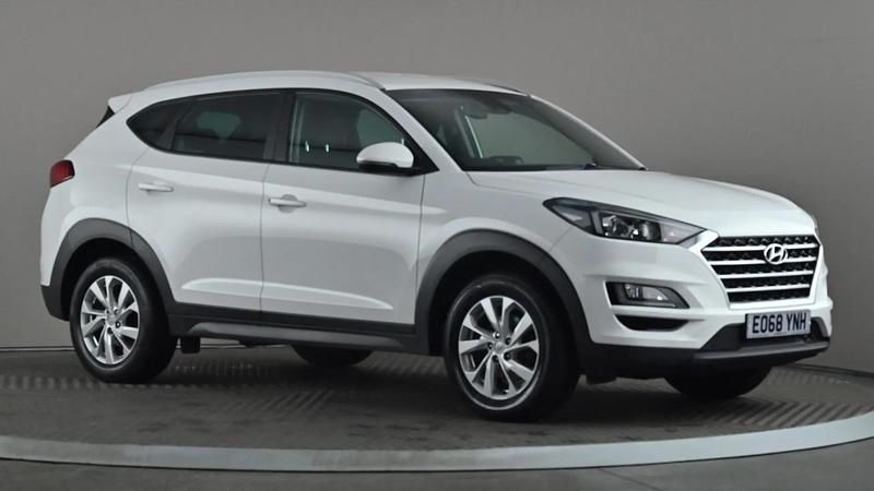 Used Hyundai Tucson SE 132 HP (97 kW) 2018 White SUV
