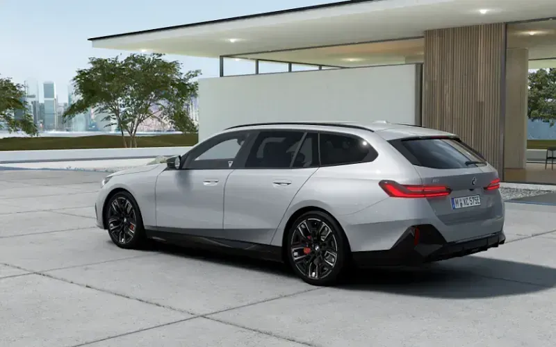 New BMW i5 Comfort Edition 442 kW (601 HP) 2026 Estate