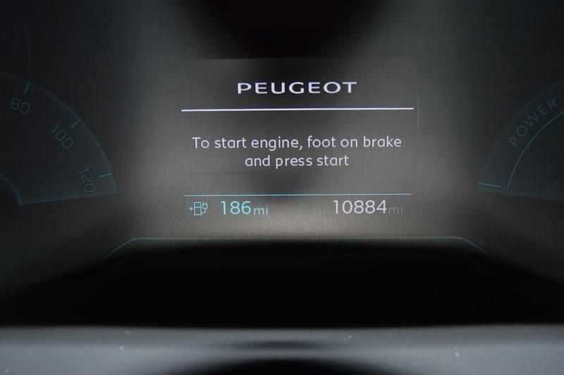 Used Peugeot e-208 Active 100 kW (136 HP) 2020 Grey Hatchback