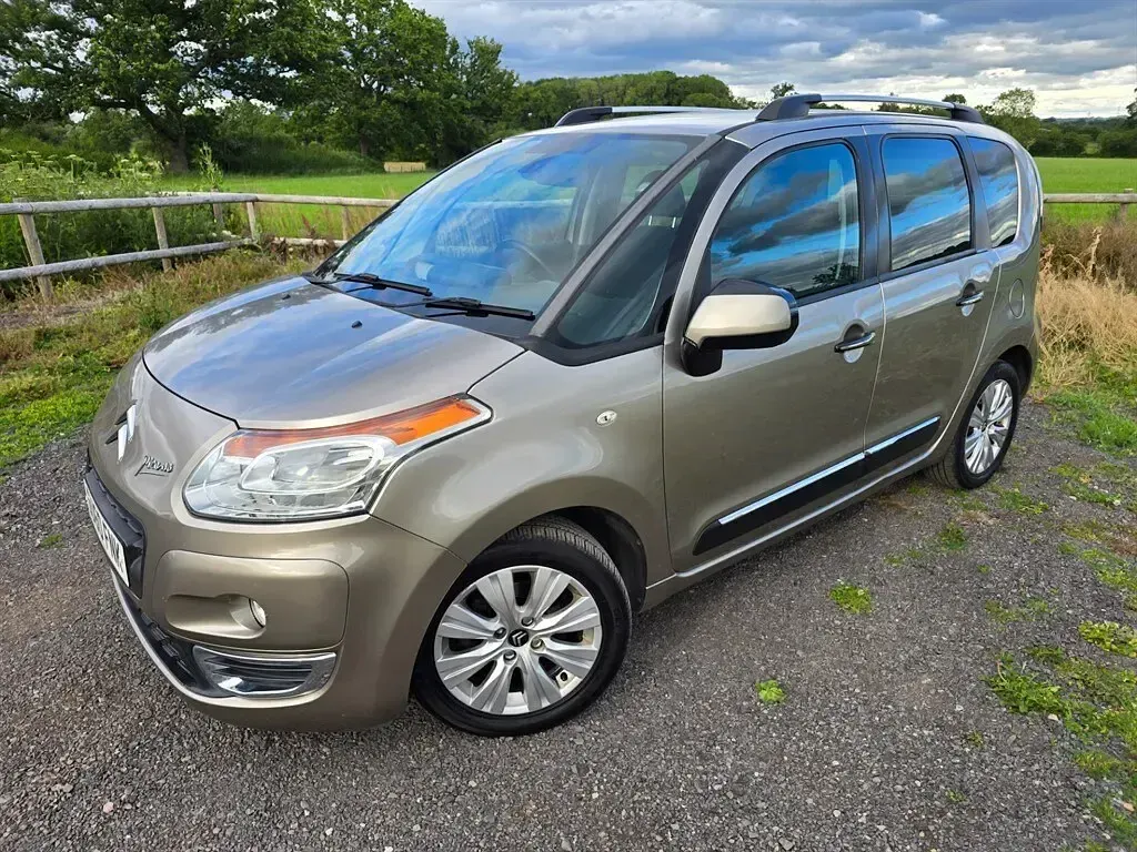 Used Citroën C3 Picasso Exclusive 2010 Beige MPV