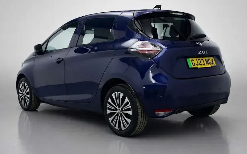 Used Renault Zoe Techno 100 kW (136 HP) 2023 Blue Hatchback