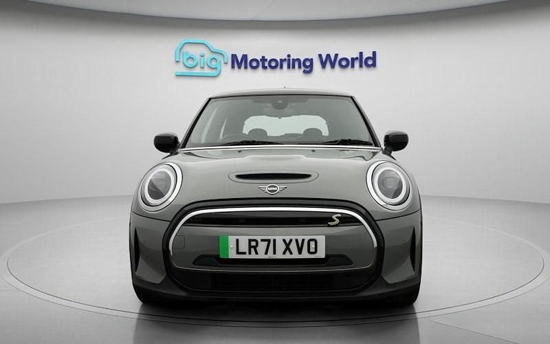 Used Mini Cooper Level 3 135 kW (184 HP) 2023 Hatchback