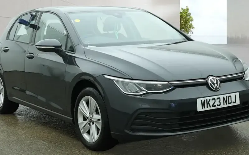 Używany VW Golf VIII Life 110 KM (80 kW) 2023 Hatchback