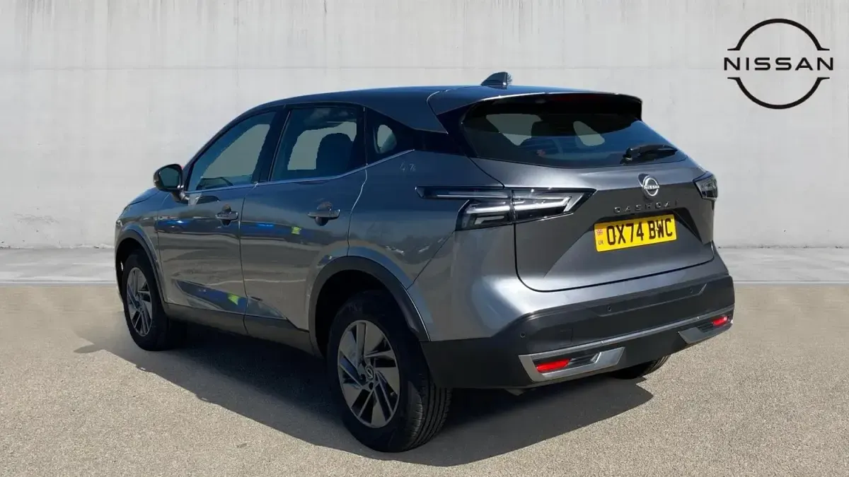 Used Nissan Qashqai Acenta Premium 2025 Grey SUV