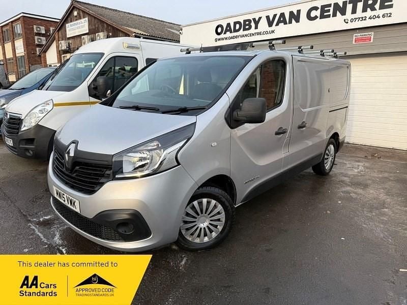 Used Renault Trafic Business 2015 Silver MPV