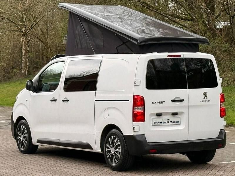 Second-hand Peugeot Expert 2019 Alb Van