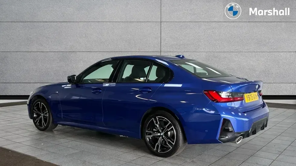 Used BMW 330e M Sport 292 HP (214 kW) 2025 Portimao blue