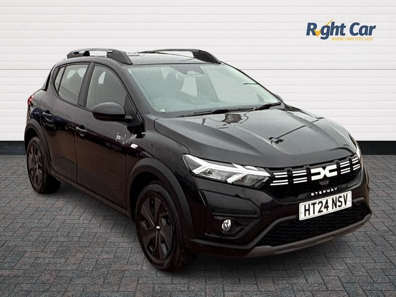 Black Used 2024 Dacia Sandero Expression Hatchback | £13,499 (Fair price) - Image 1/4