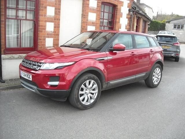 Used Land Rover Range Rover evoque Pure 190 HP (139 kW) 2014 Red SUV