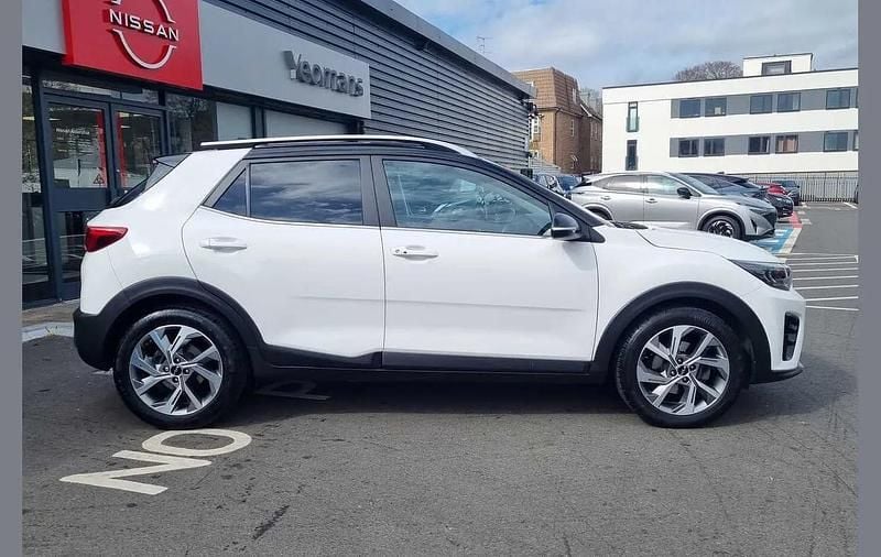 Used Kia Stonic GT-Line S 117 HP (86 kW) 2023 White SUV
